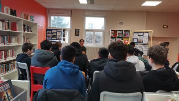 Haut les courts! Rencontre avec le réalisateur Jordan Raux Lycée Gaston Barré Niort mars 2025